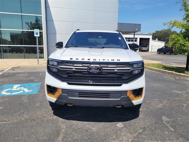 new 2025 Ford Expedition car, priced at $83,044
