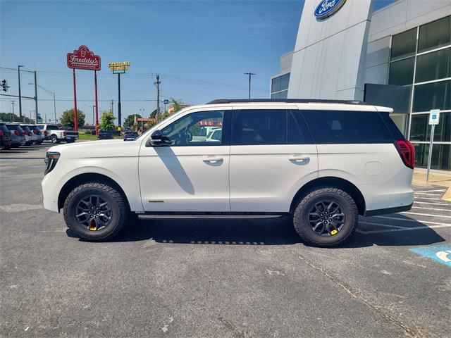 new 2025 Ford Expedition car, priced at $82,517