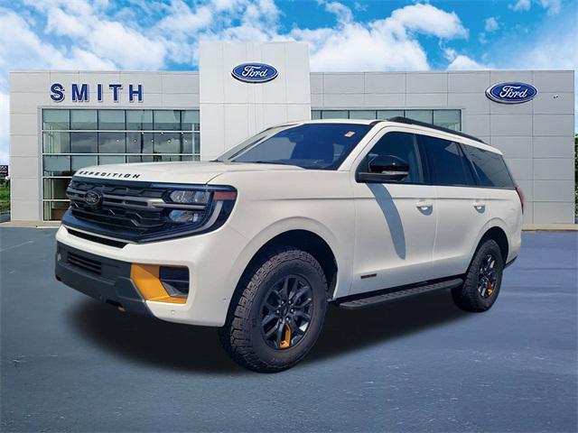 new 2025 Ford Expedition car, priced at $82,517