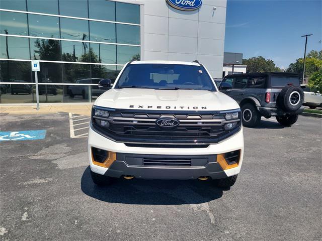new 2025 Ford Expedition car, priced at $82,517