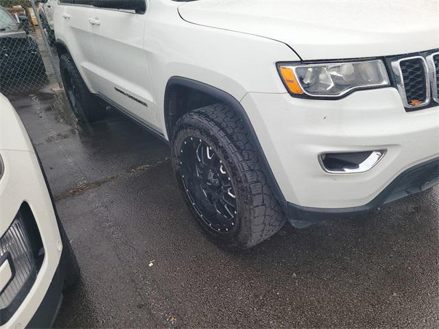 used 2018 Jeep Grand Cherokee car, priced at $17,537