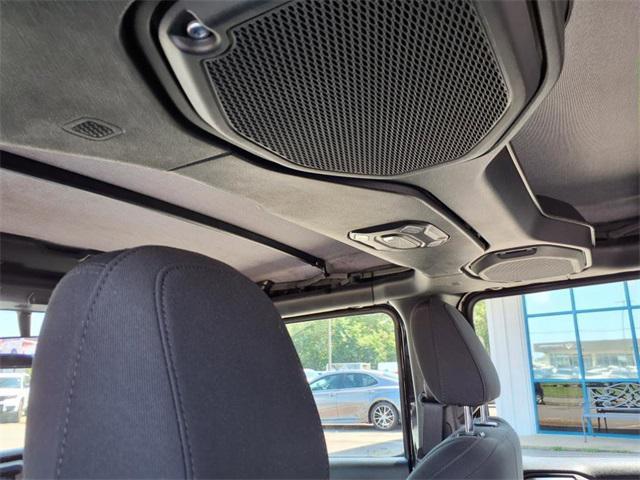 used 2022 Jeep Gladiator car, priced at $29,489