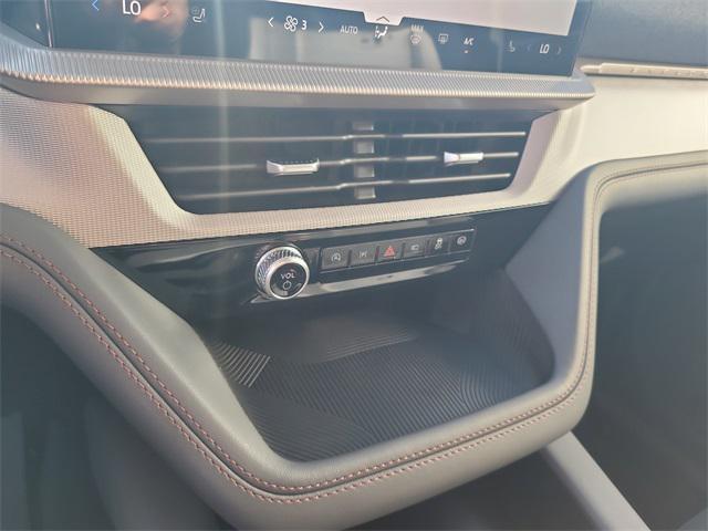 new 2025 Ford Explorer car, priced at $42,871