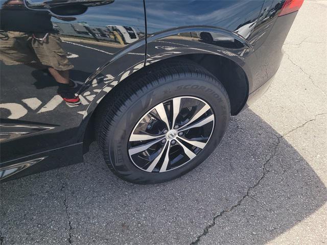 used 2024 Volvo XC60 car, priced at $37,220