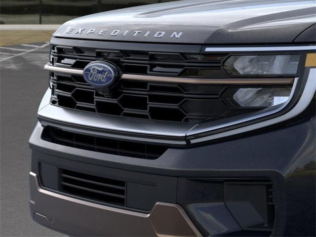 new 2025 Ford Expedition car, priced at $85,810