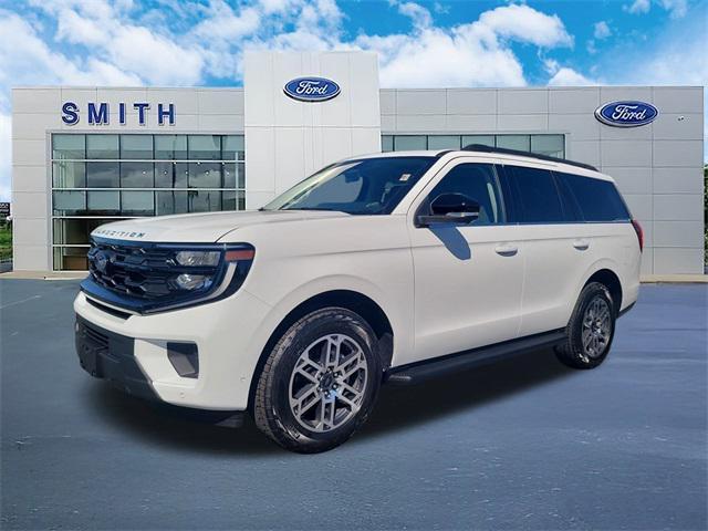 new 2025 Ford Expedition car, priced at $71,129