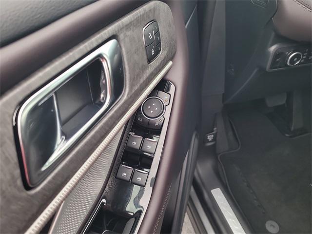 new 2025 Ford Explorer car, priced at $51,549