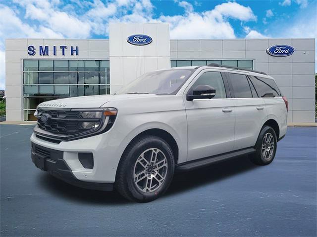 new 2025 Ford Expedition car, priced at $68,246