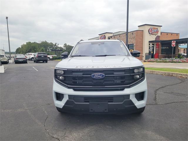 new 2025 Ford Expedition car, priced at $68,246