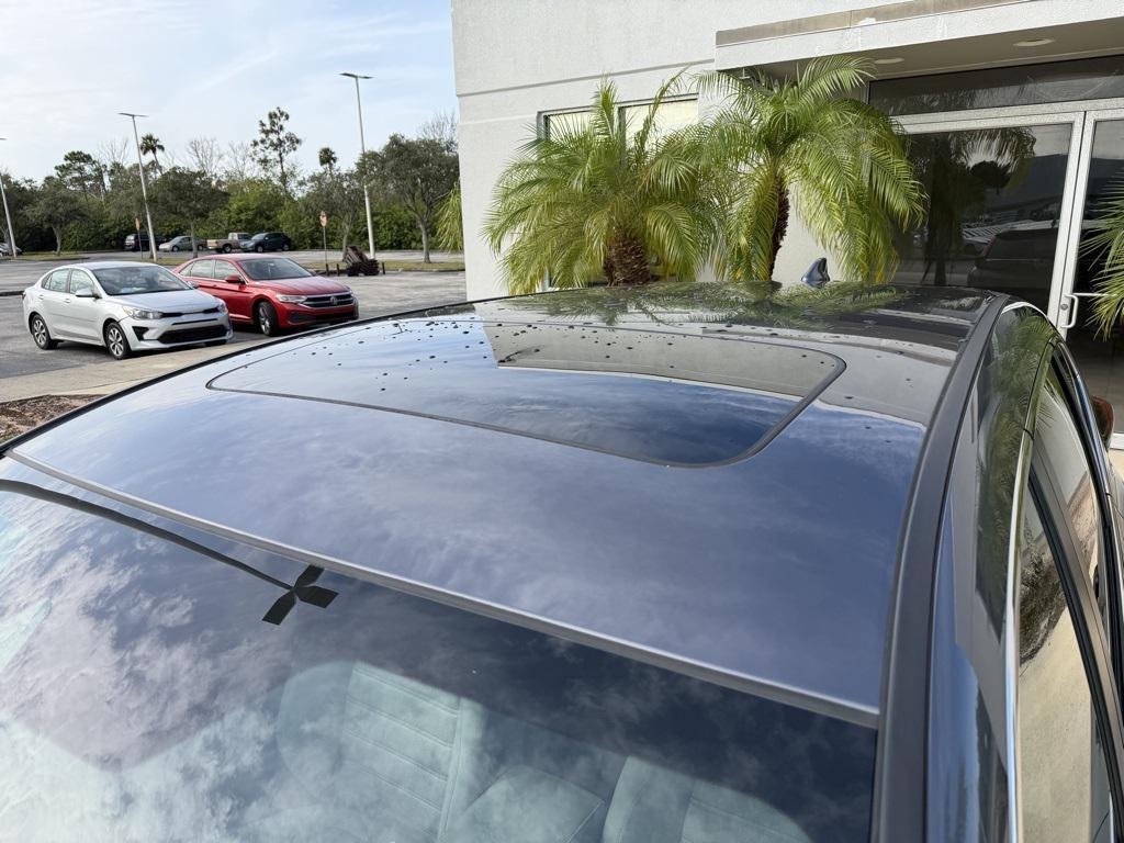 used 2022 Honda CR-V car, priced at $27,711