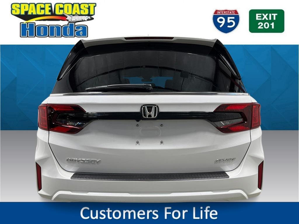 new 2026 Honda Odyssey car, priced at $45,845