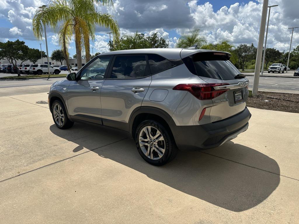 used 2022 Kia Seltos car, priced at $18,999