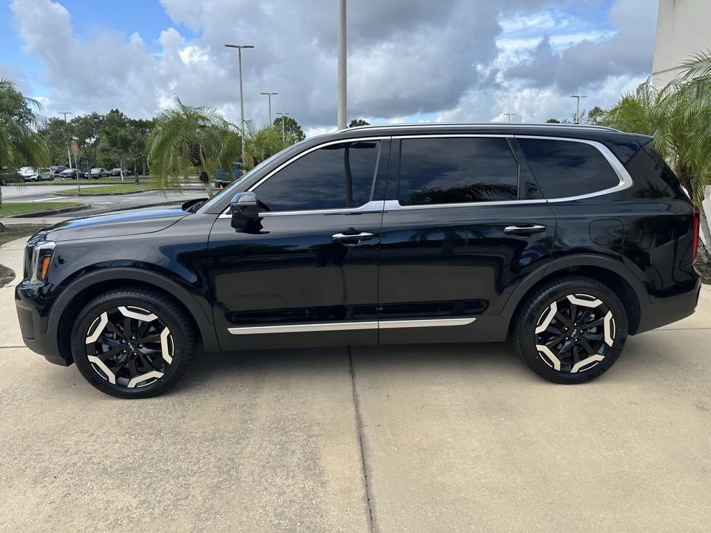 used 2023 Kia Telluride car, priced at $32,469