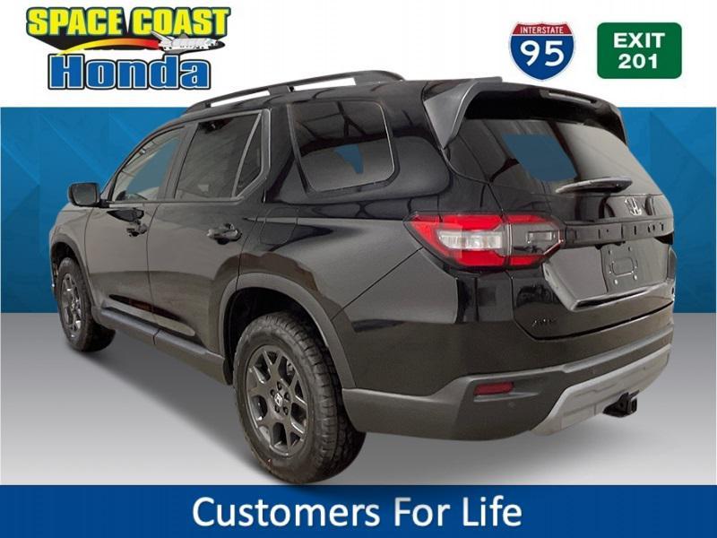 new 2025 Honda Pilot car, priced at $50,895