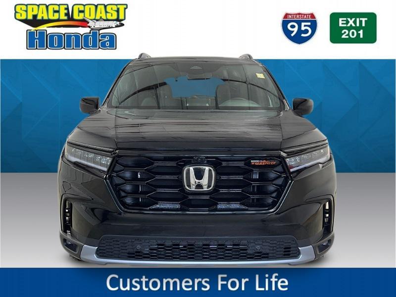 new 2025 Honda Pilot car, priced at $50,895
