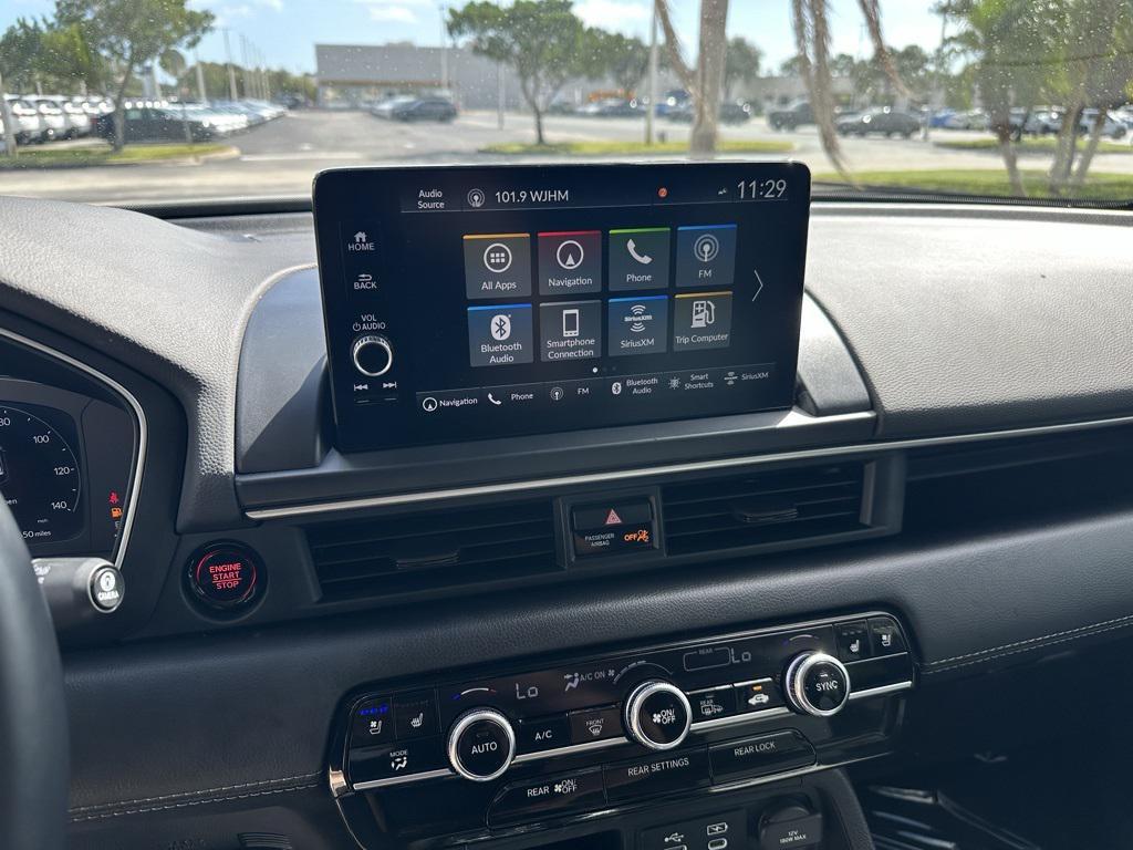 used 2024 Honda Pilot car, priced at $45,544