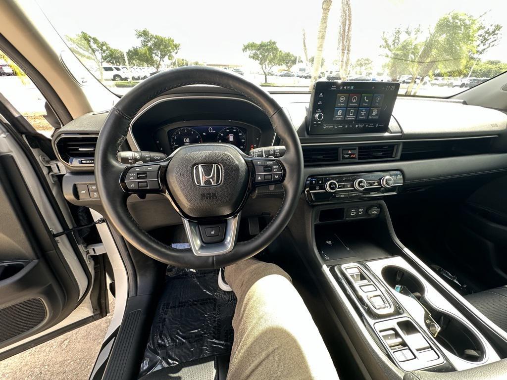 used 2024 Honda Pilot car, priced at $45,544