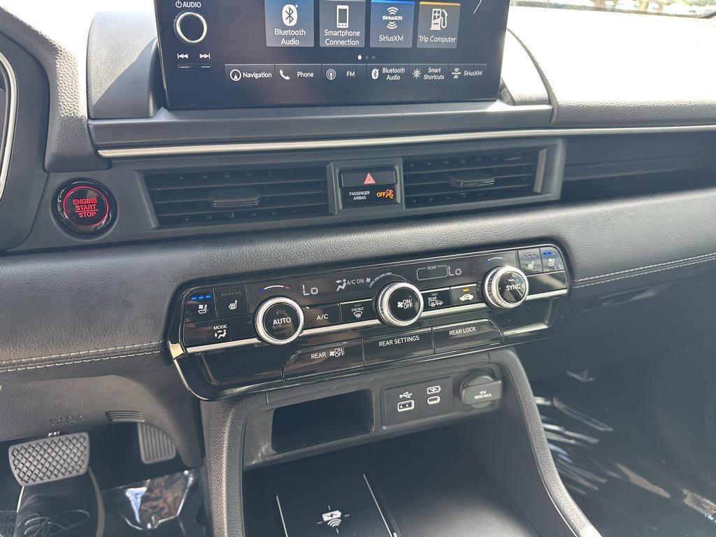 used 2024 Honda Pilot car, priced at $45,544