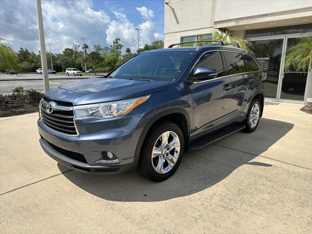 used 2015 Toyota Highlander car, priced at $14,999