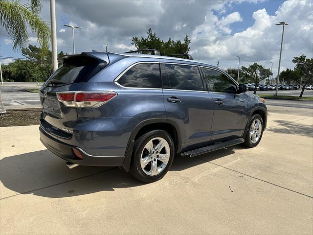 used 2015 Toyota Highlander car, priced at $14,999