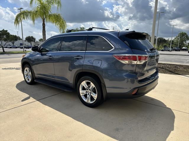 used 2015 Toyota Highlander car, priced at $14,999