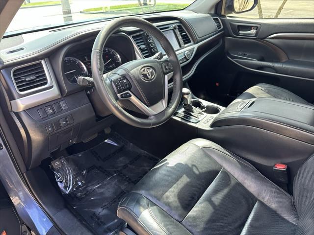 used 2015 Toyota Highlander car, priced at $14,999