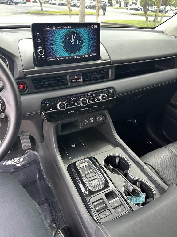 used 2023 Honda Pilot car, priced at $44,991