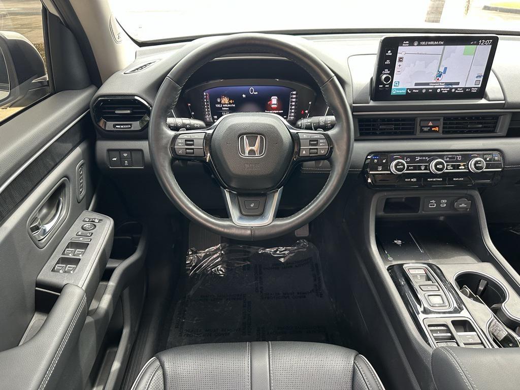 used 2023 Honda Pilot car, priced at $44,991