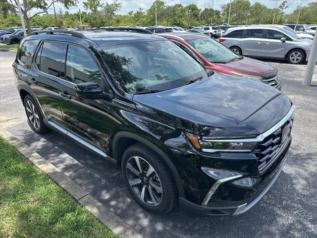 used 2025 Honda Pilot car, priced at $41,991