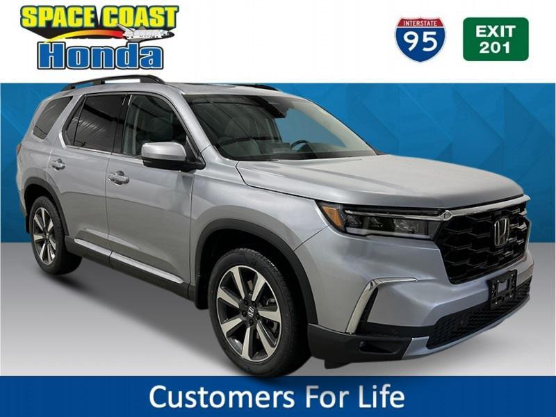 new 2025 Honda Pilot car, priced at $51,095