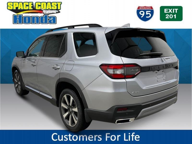 new 2025 Honda Pilot car, priced at $51,095