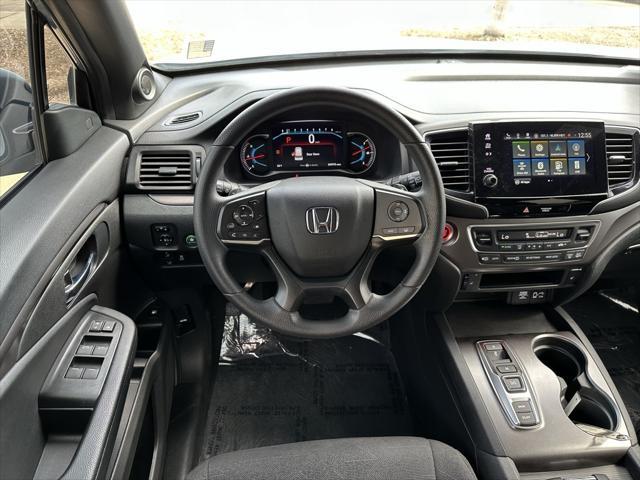 used 2022 Honda Pilot car, priced at $26,999