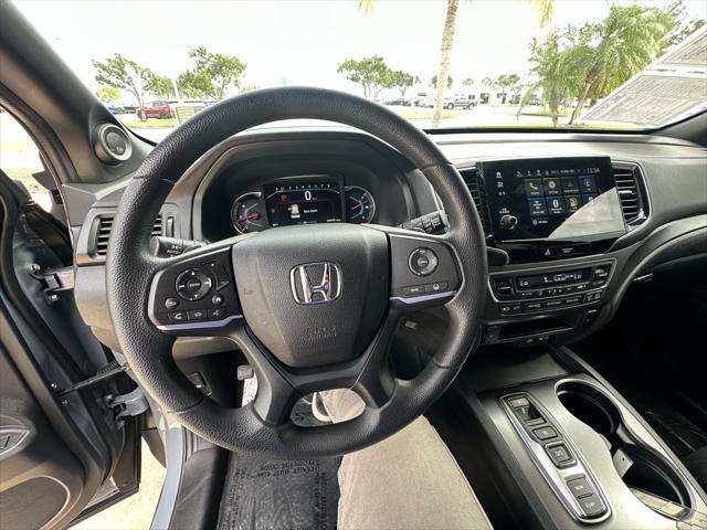 used 2022 Honda Pilot car, priced at $26,999