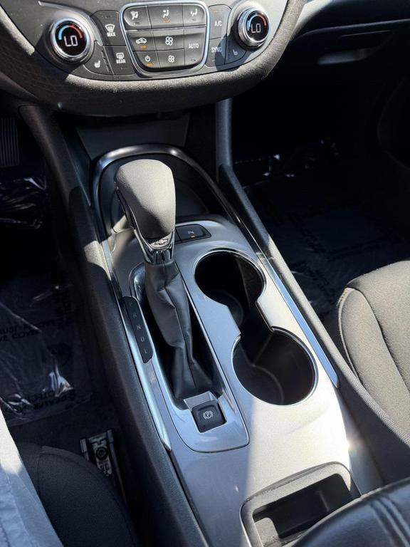 used 2024 Chevrolet Malibu car, priced at $17,999