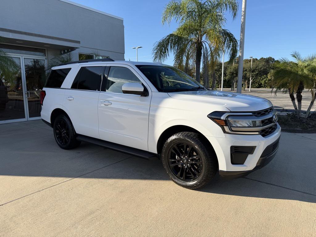 used 2024 Ford Expedition car, priced at $51,991