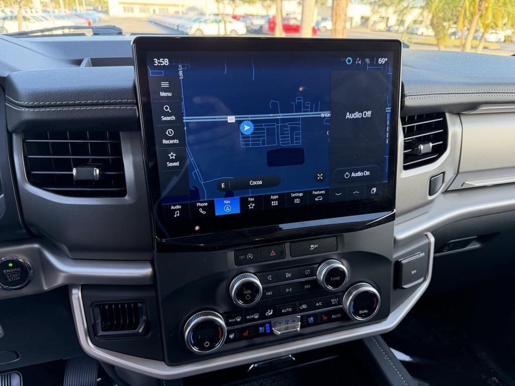 used 2024 Ford Expedition car, priced at $51,991