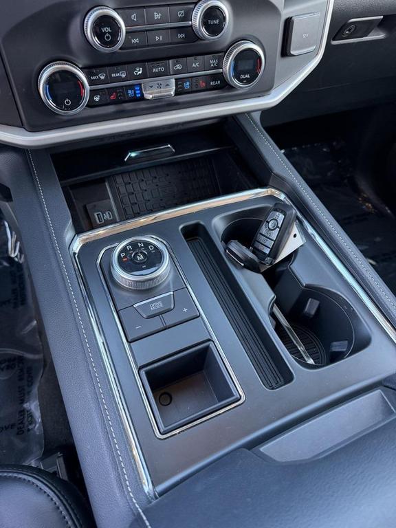 used 2024 Ford Expedition car, priced at $51,991