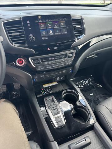 used 2022 Honda Pilot car, priced at $35,991