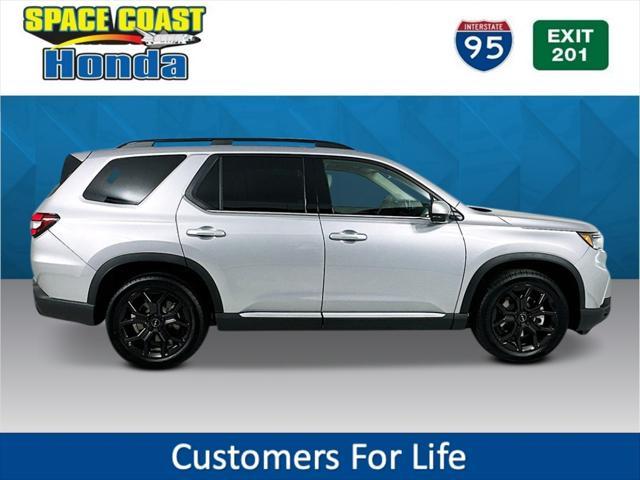 new 2025 Honda Pilot car, priced at $50,850