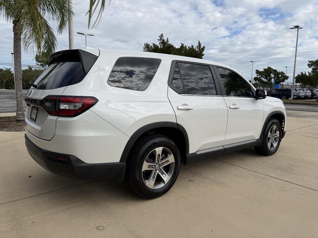 used 2023 Honda Pilot car, priced at $33,999