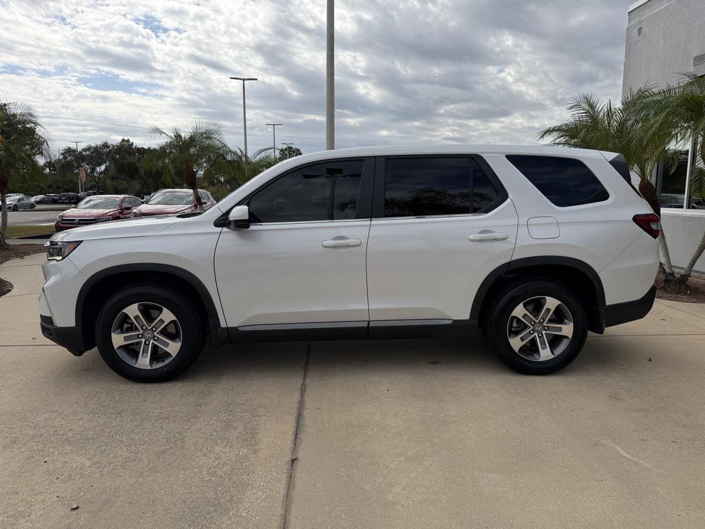 used 2023 Honda Pilot car, priced at $33,999