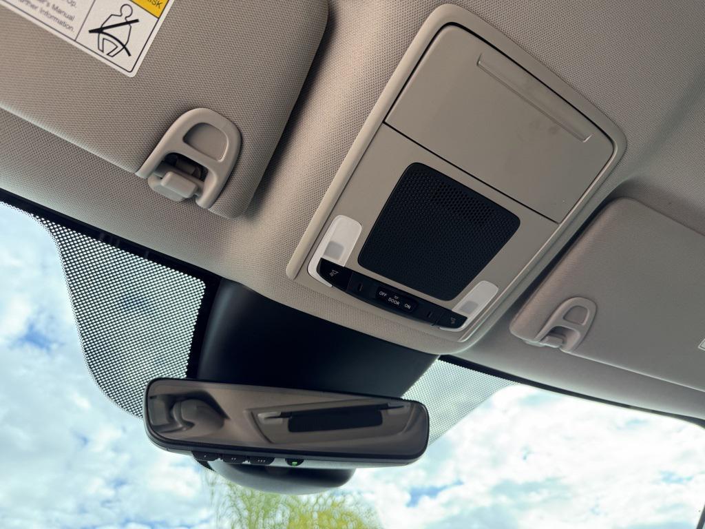 used 2023 Honda Pilot car, priced at $33,999