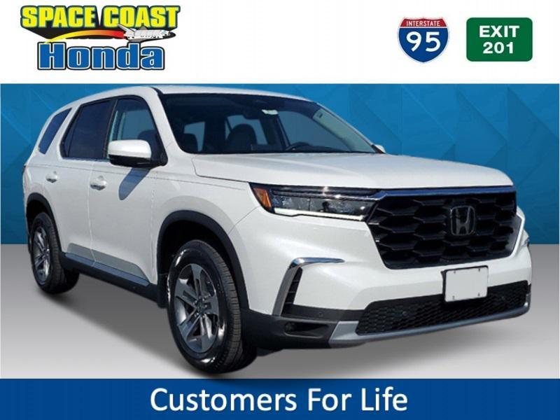 new 2025 Honda Pilot car, priced at $46,180