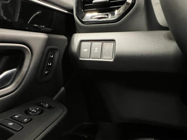 new 2025 Honda Pilot car, priced at $47,800