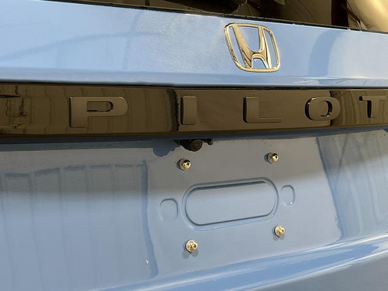 new 2025 Honda Pilot car, priced at $51,305