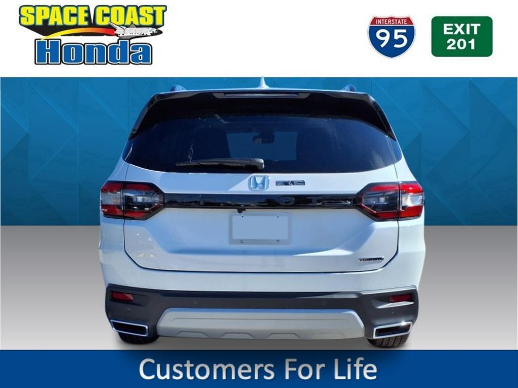 new 2025 Honda Pilot car, priced at $51,350