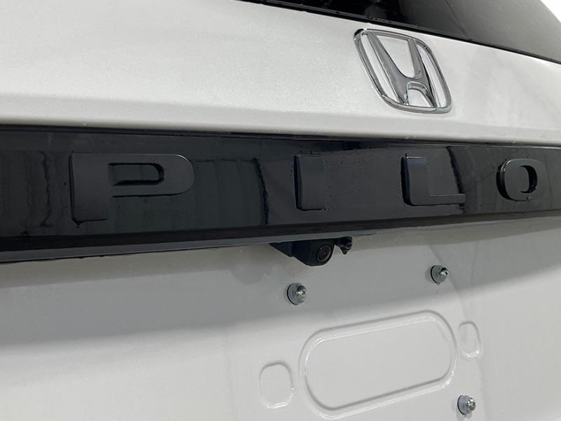 new 2025 Honda Pilot car, priced at $47,550