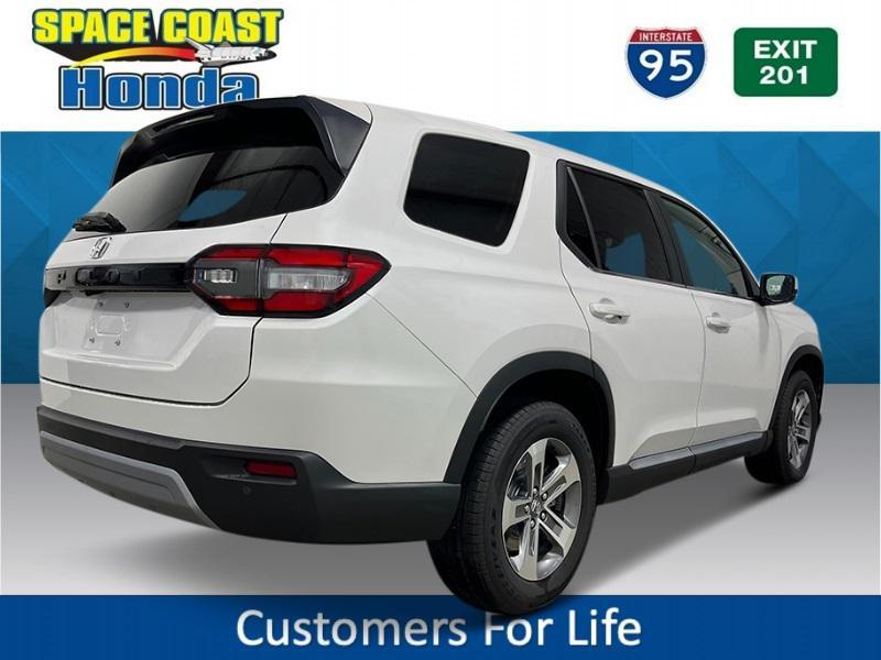 new 2025 Honda Pilot car, priced at $47,550