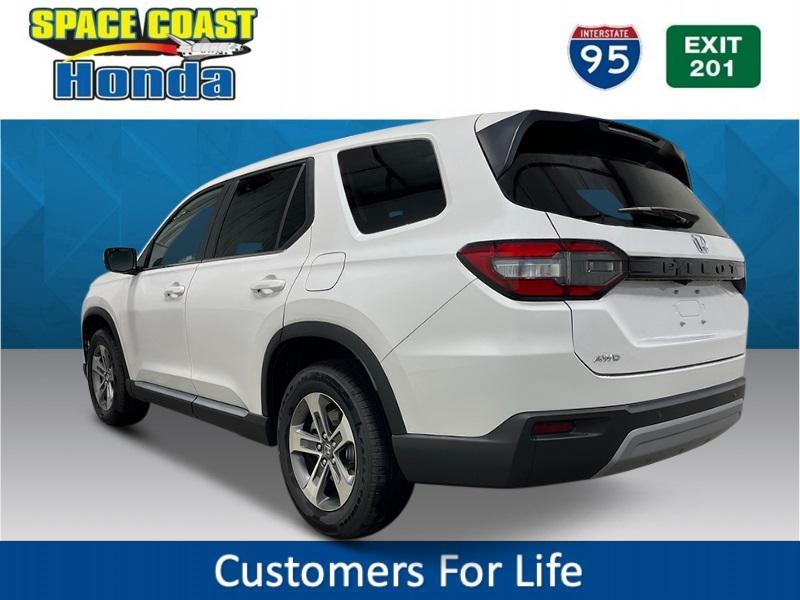 new 2025 Honda Pilot car, priced at $47,550