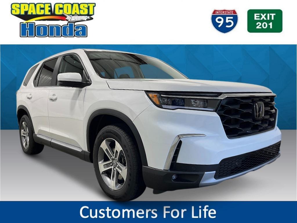 new 2025 Honda Pilot car, priced at $47,550